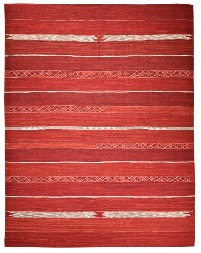 tapis kilim rouge paris